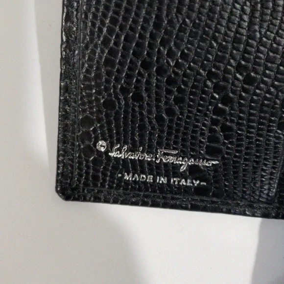 Authentic Salvatore Ferragamo Black Leather Bi-Fold Wallet – Luxury 4.75x4-inch